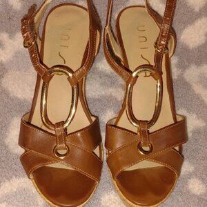 UNISA BROWN LEATHER CORK WEDGE SANDALS SOME WEAR SOLE AND STRAPS SIZE 8M